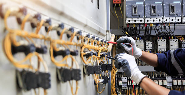 Professional Electrician technician working in Belding, MI